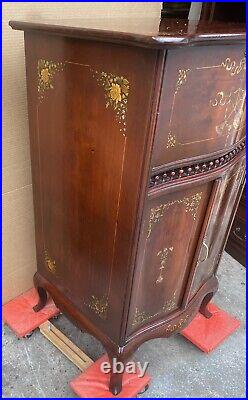 15 1/2 Regina Mahogany Double Comb Disc Floor Model Decorated Music Box