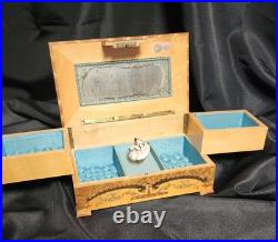 19502 Inlaid Wood Italian Music Box