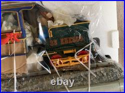 1991 Enesco ON THE RIGHT TRACK Deluxe Action Musical Train New NIB Casey Jones