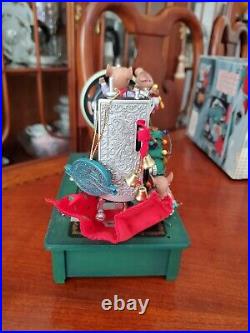 1993 Enesco Homespun Holidays Sewing Machine Music Box MINT