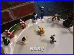 1996 Mr. Christmas Mickeys Holiday Skaters Skating Rink Village Complete Tested