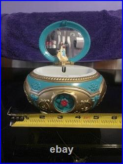 1997 Fox/Galoob Anastasia Once Upon a December toy music box