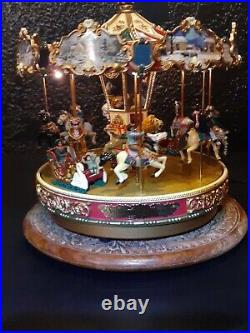 1997 Mr. Christmas Village Square Carousel Tested and works! Lights flicker