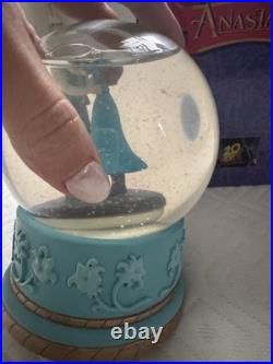 1997 San Francisco Music Box Company Anastasia & Dimitri Snowglobe RARE