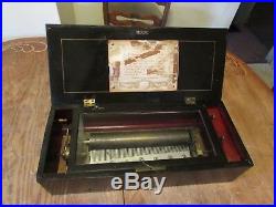 19th Cent. Antique Cylindrical Swiss Music Box Etouffoirs en Acier, plays 8 Airs