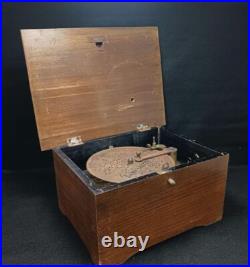 19th Century Oldest Music Box Disc-Type Wind-Up Includes 1 disc Antuque Rare