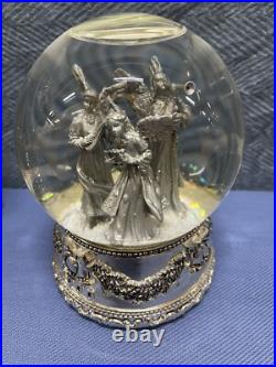 8 x Wallace Silversmiths Silver Plated 4 Horse Carousel, Snowballs 2 Plates