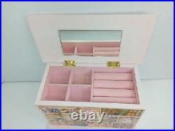 A Very Rare Vintage Jewelry Box Taiwan with mirror