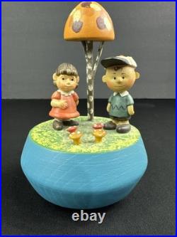 ANRI Peanuts Charlie Brown Lucy Wooden Music Box Italy 1972 Rose Garden VTG