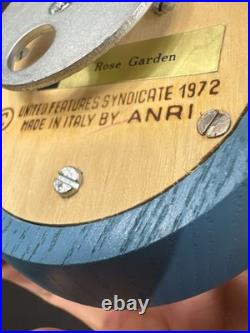 ANRI Peanuts Charlie Brown Lucy Wooden Music Box Italy 1972 Rose Garden VTG