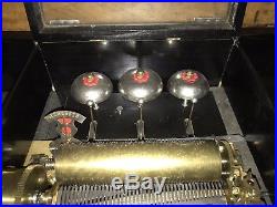 ANTIQUE 8 AIRS WORKING SWISS MUSIC BOX WITH BELLS 19th Century (RECONDITIONED)