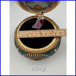 Anastasia 1997 San Francisco Music Box Once Upon a December Anya Dimitri Vintage