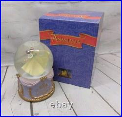 Anastasia San Francisco Music Box Company Snow Globe Once Upon A December 1997