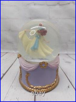 Anastasia San Francisco Music Box Company Snow Globe Once Upon A December 1997