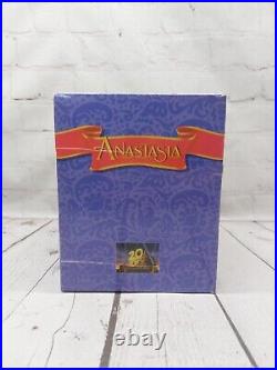 Anastasia San Francisco Music Box Company Snow Globe Once Upon A December 1997