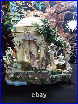 Angel Music Box With 2 Arches