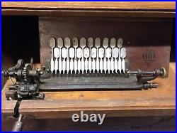 Antique CONCERT Roller Organ ORIGINAL Oak Wood/Gold PATINA Cob, Crank AS IS COND