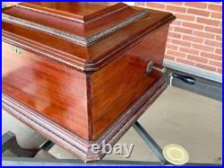 Antique CRITERION MUSIC BOX & DISCS Estate Fresh No Broken Teeth