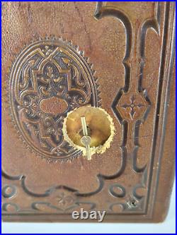 Antique Music Box Leather Book Album Gueissaz 1884 Switzerland Movement