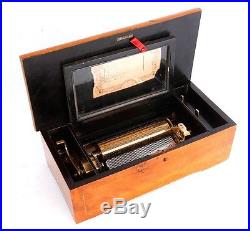Antique Music Box in Good Condition and Working Order. Late 19th Century