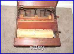 Antique Musical Cabinetto Mechanical Organette Orguinette New York Music Organ
