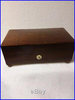 Antique Switzerland Wooden Cylinder Music Boxselling For Parts Or Restoration