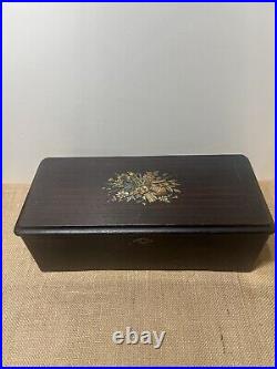 Antique Victorian Style Large Swiss Music Box Antique Victorian Style Large Swiss Music Box