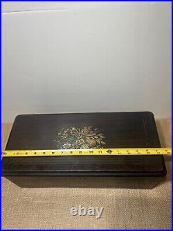 Antique Victorian Style Large Swiss Music Box Antique Victorian Style Large Swiss Music Box