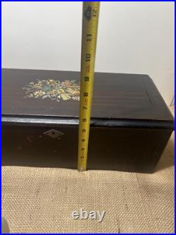 Antique Victorian Style Large Swiss Music Box Antique Victorian Style Large Swiss Music Box