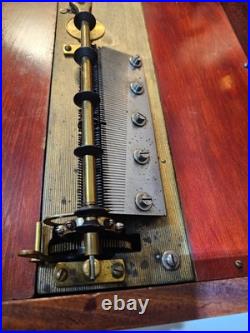 Antique/Vintage 19th C. REGINA Victorian Table Top Music Box -Plays 15.5 Discs