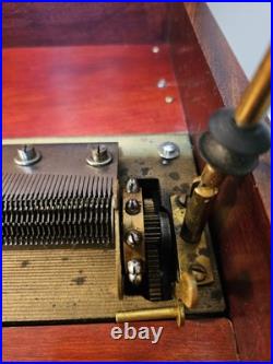 Antique/Vintage 19th C. REGINA Victorian Table Top Music Box -Plays 15.5 Discs