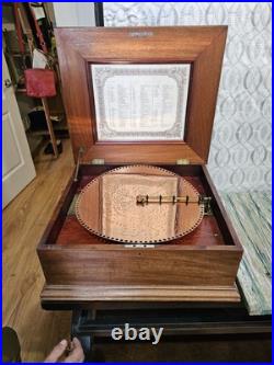 Antique/Vintage 19th C. REGINA Victorian Table Top Music Box -Plays 15.5 Discs