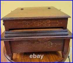 Antique ca1890 MECHANICAL ORGANETTE COMPANY Paper Roller Organ Mu G2U