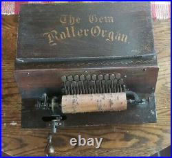 Antique the Gem Roller Organ with 12 Cobs