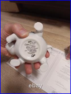 Ardleigh Elliott Wonder's Of Nature Tiffany The Turtle, Magnolia Music Boxes