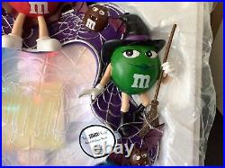 BRADFORD EXCHANGE 2010 TRICK or M&M's TREATS ILLUMINATED HALLOWEEN WREATHRARE