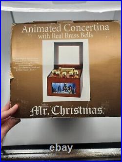 BRAND NEW Mr. Christmas Animated Concertina Real Brass Bells 50 Songs 2006 Music