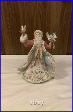 Beautiful and in great condition. Authentic Lenox figurine. Musical Box