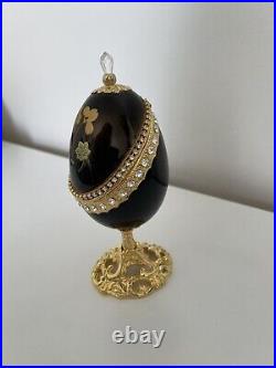 Black/Gold Splendid Music/Jewelry Egg Box with Crystallized Swarovski Elements