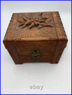CUENDET Hand Carved Swiss Wood Music Jewelry Box OLD SEE VIDEO WORKS GREAT CUENDET Hand Carved Swiss Wood Music Jewelry Box OLD SEE VIDEO WORKS GREAT