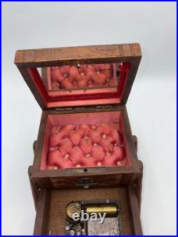 CUENDET Hand Carved Swiss Wood Music Jewelry Box OLD SEE VIDEO WORKS GREAT CUENDET Hand Carved Swiss Wood Music Jewelry Box OLD SEE VIDEO WORKS GREAT