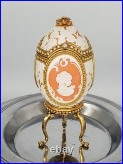 Cameo Jeweled Real Ostrich Egg Pedestal MUSIC BOX Rhinestones Vintage Works