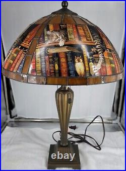 Charles Wysocki Tiffany Style Lamp Frederick the Literate Cat - Rare