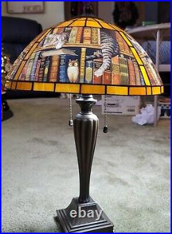 Charles Wysocki Tiffany Style Lamp Frederick the Literate Cat - Rare
