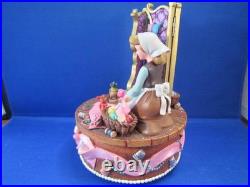 Cinderella Music Box A Dream is a Wish Your Heart Makes Very Good Condition