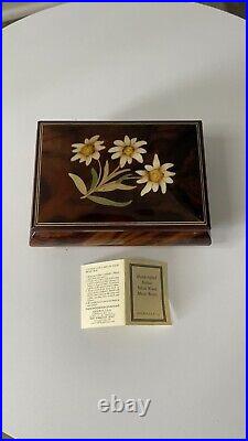 Collectible GIGLIO Handcrafted Italian Inlaid Wood Music Box made in Sorrento