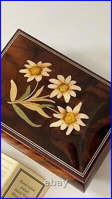 Collectible GIGLIO Handcrafted Italian Inlaid Wood Music Box made in Sorrento