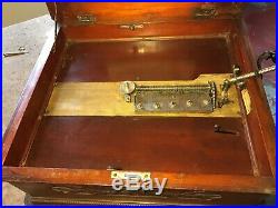 Criterion Single Comb 15-3/4 Antique Music Box in Mahogany Case With 3 Disc