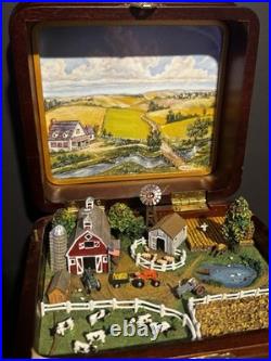 Danbury Mint Down on the Farm Music Box Oh What a Beautiful Morning Rare