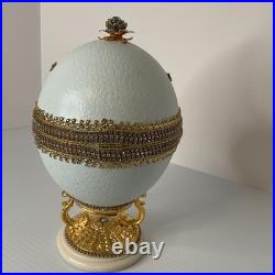 Decorative Signed Egg Music Box Plays Memories Vintage